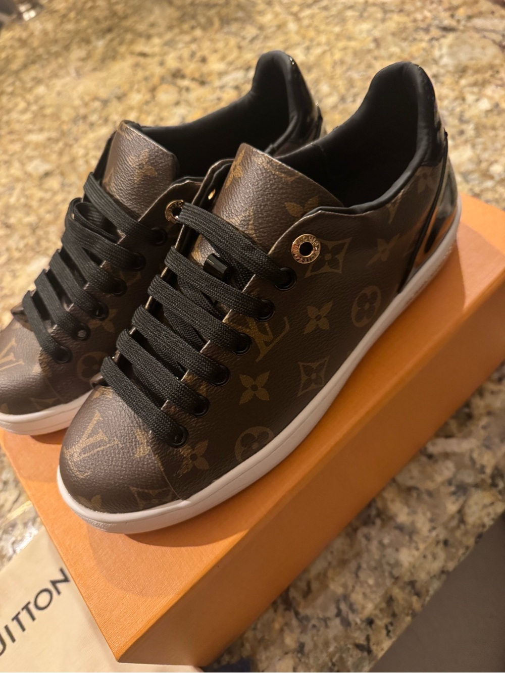 Louis Vuitton Monogram Low-Top Sneakers in Brown size 7.5